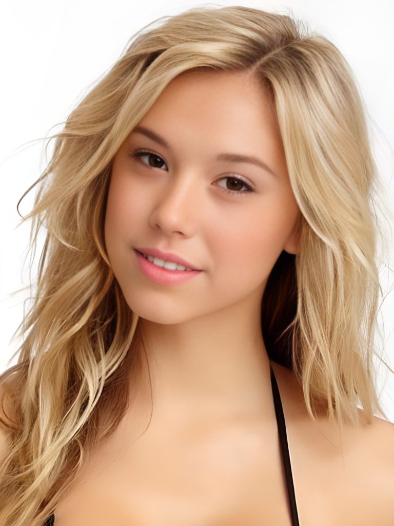 Alexis Ren