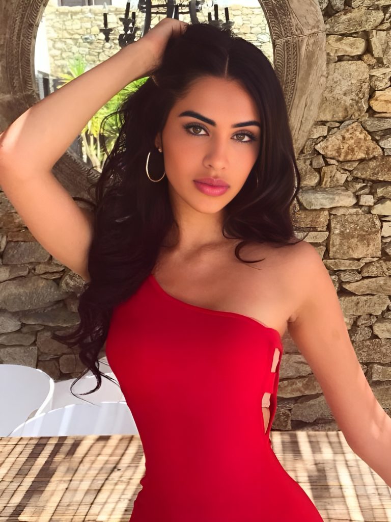 Dayna Roman