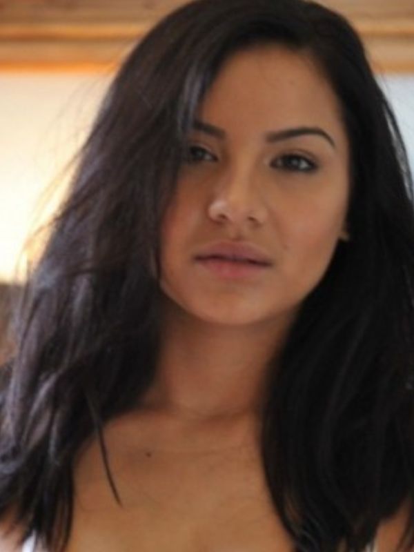 Lacey Banghard (Model) Age, Height, Wiki, Biography, Boyfriend, Career