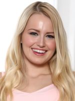 Scarlett Sage (Model) Wiki, Age, Height, Weight, Videos, Photos and More