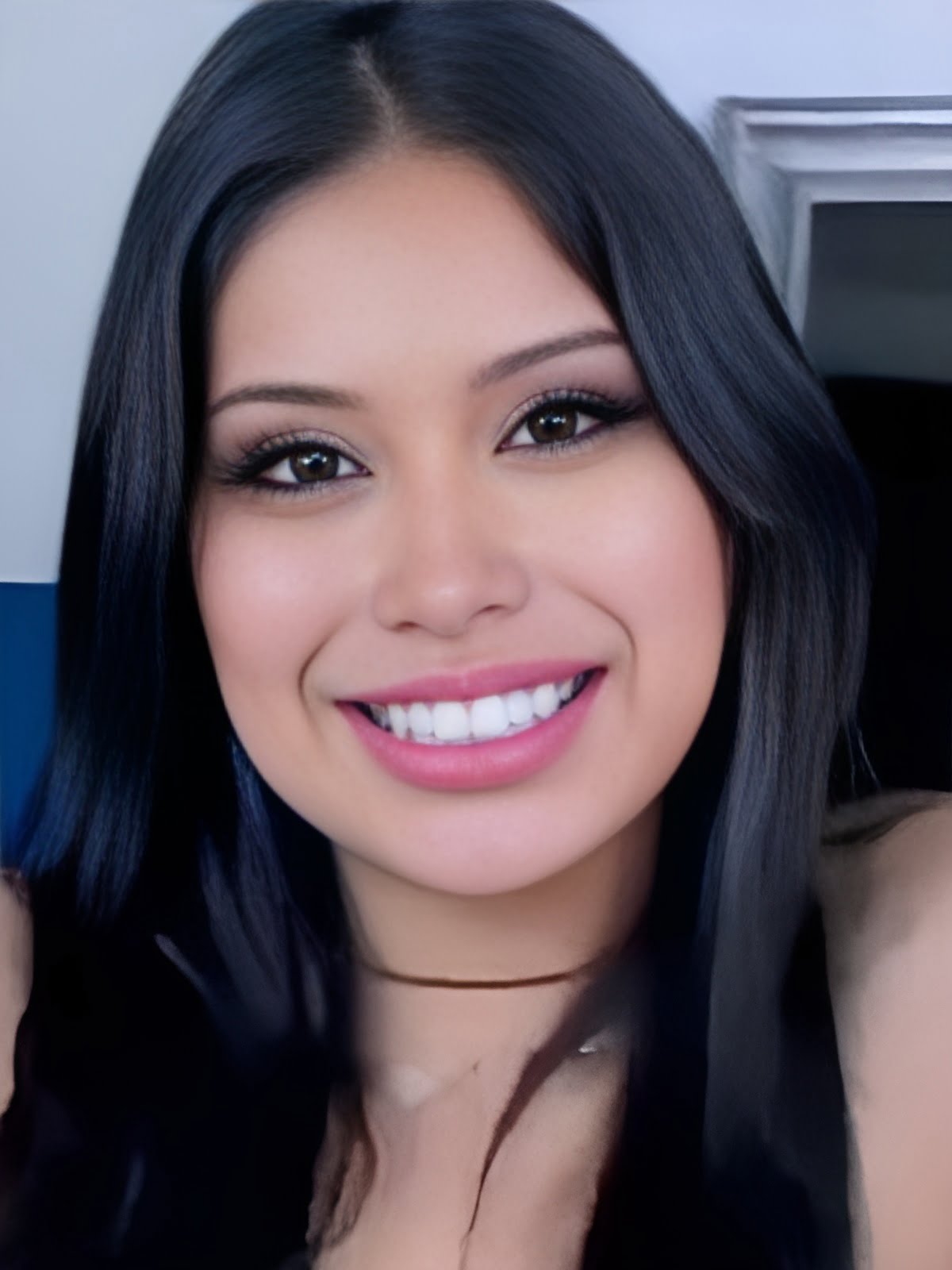 Venus Vera (Model) Wiki, Age, Height, Bio, Weight, Photos, Career and More